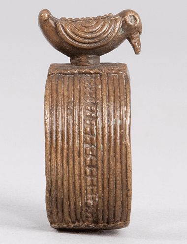 Fingerring mit Vogel - Dan - Elfenbeink�ste