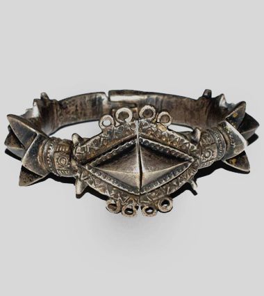 Akan hinged bracelet - West Africa