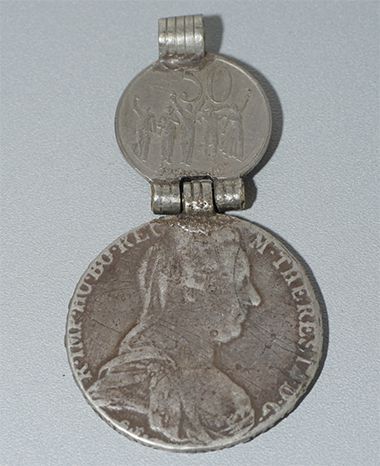 Maria Theresa Thaler attached to a 50 Birr coin - Ethiopia