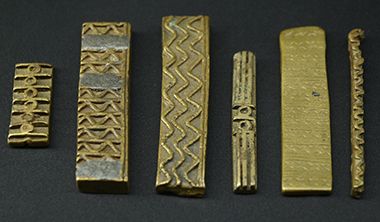 Akan goldweights - Six geometrical weights  - Ghana