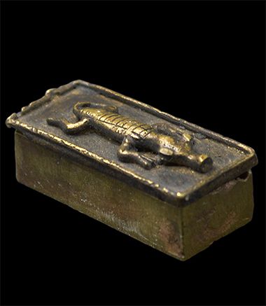 Zwei Goldstaubbeh�lter � Akan � Ghana